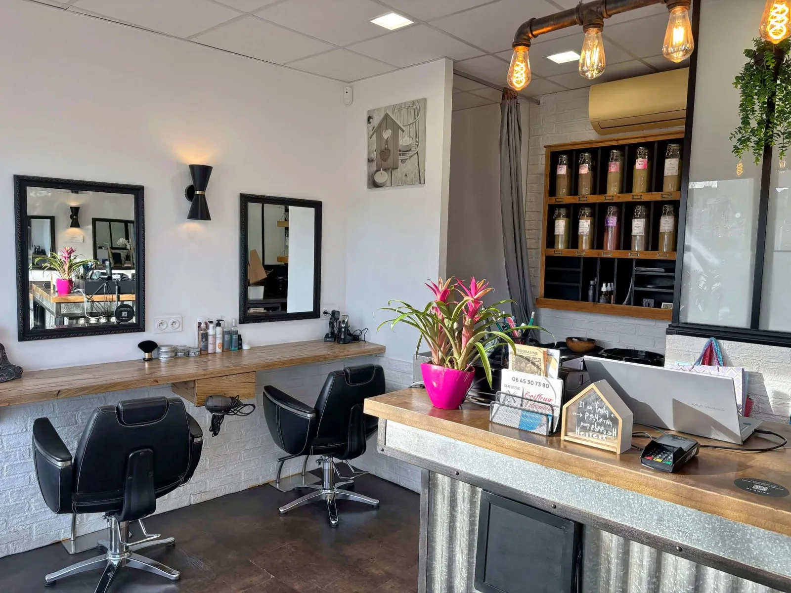 Salon Quai Devizes - Coiffure Mayenne - Salon Quai Devizes - Photo Galerie - OneBooking