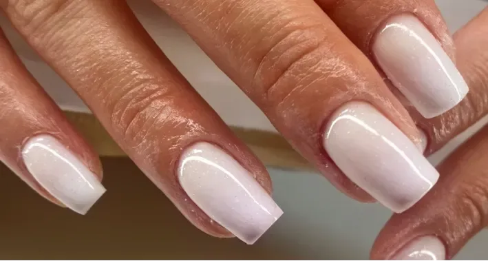 Girls & Nails - Onglerie Carbonne - Girls & Nails - Photo Galerie - OneBooking