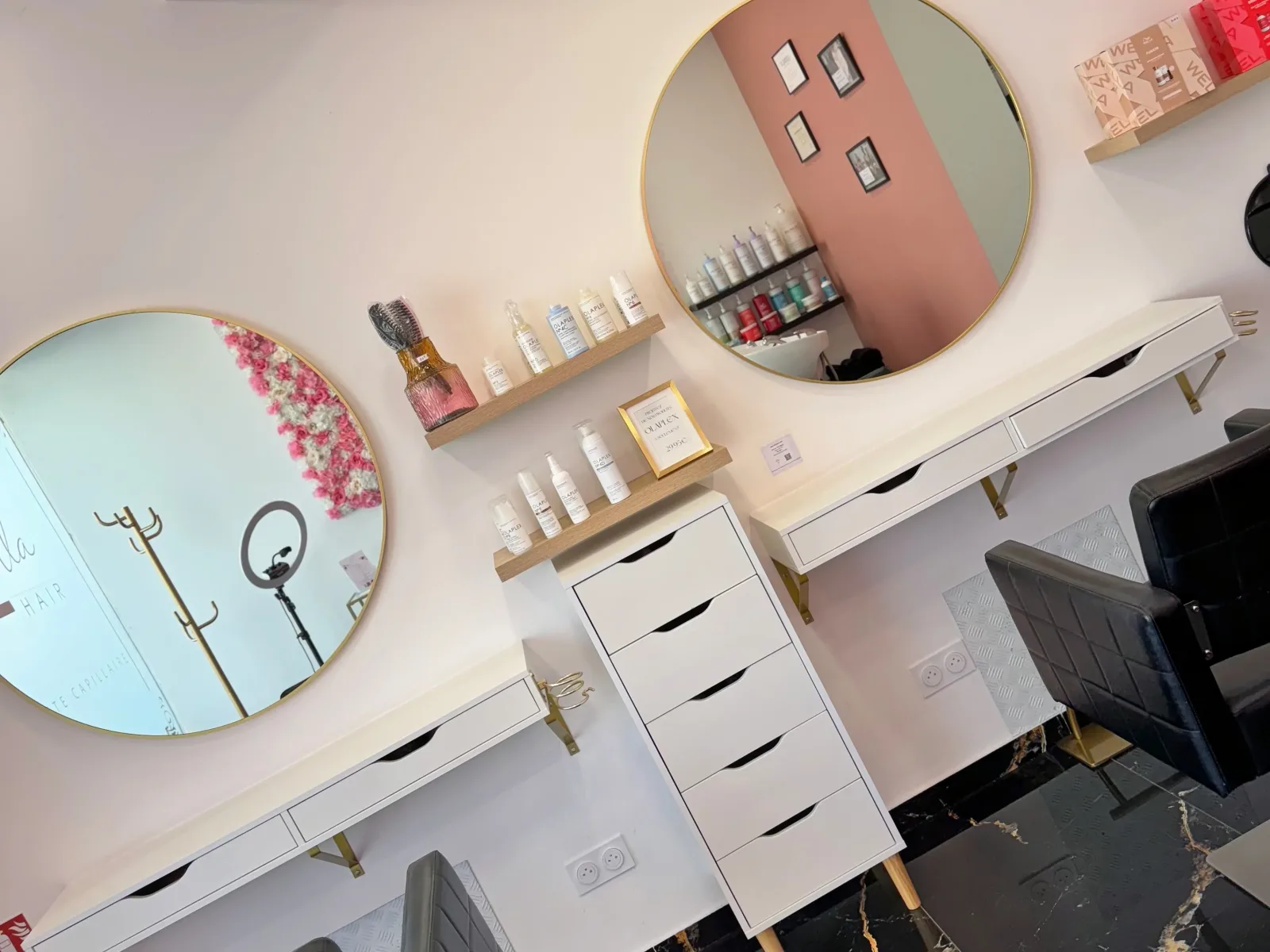 Stella Hair - Coiffure Romans-sur-Isère - Stella Hair - Photo Galerie - OneBooking