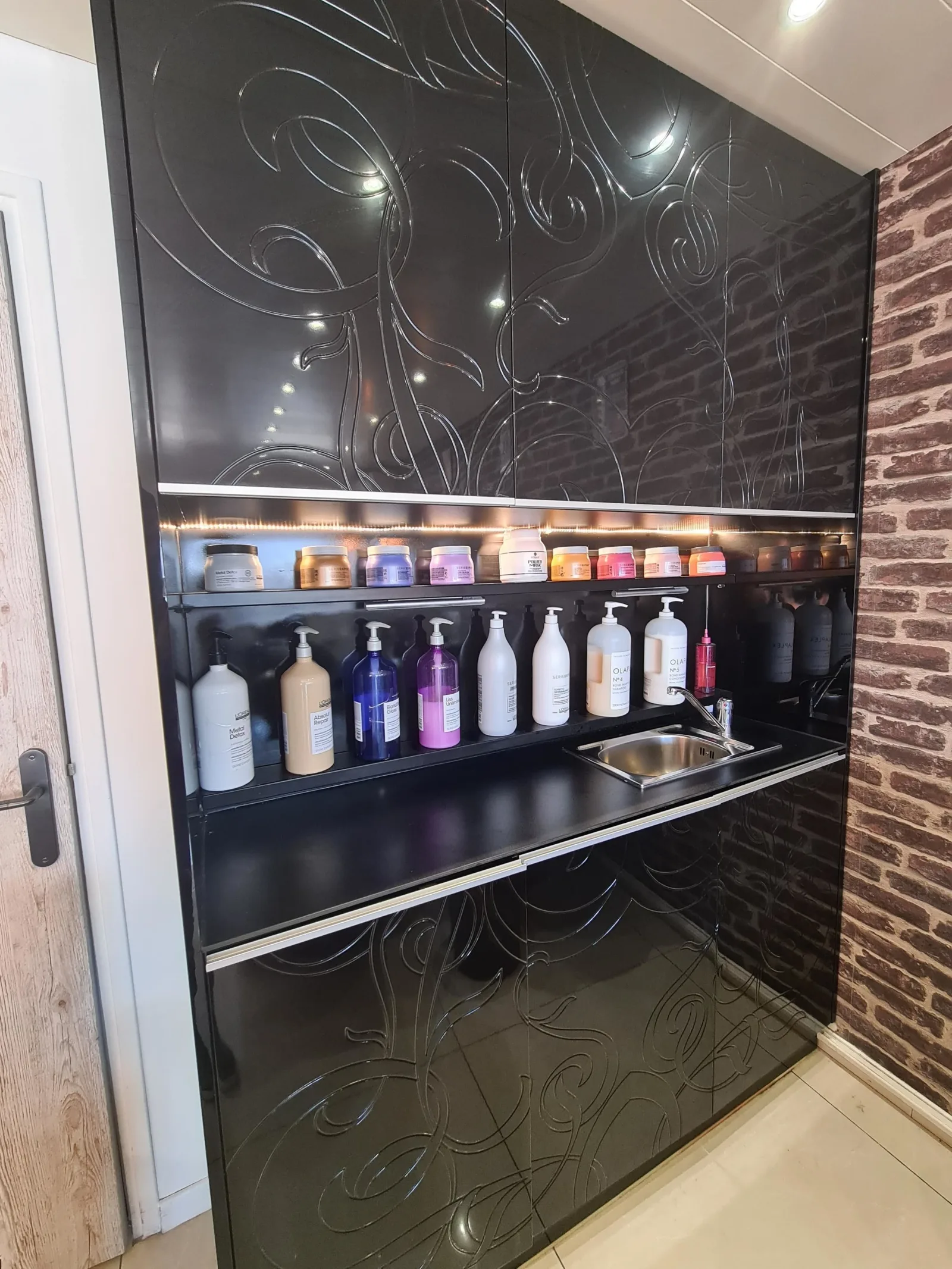 Gesuino Coiffeur Créateur - Coiffure St Jean Cap Ferrat - Gesuino Coiffeur Créateur - Photo Galerie - OneBooking