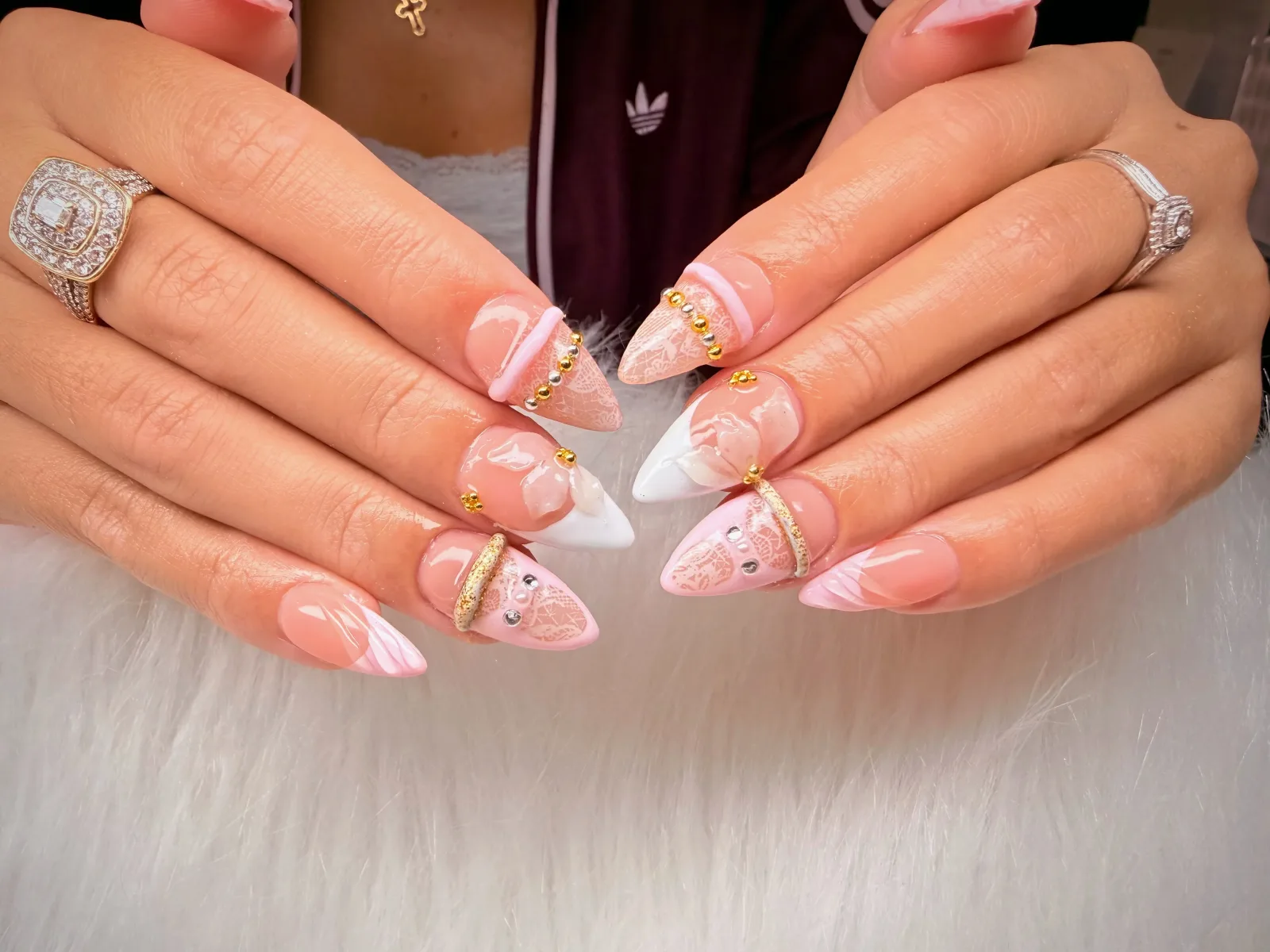 SL Nails - Onglerie Cognac - SL Nails - Photo Galerie - OneBooking