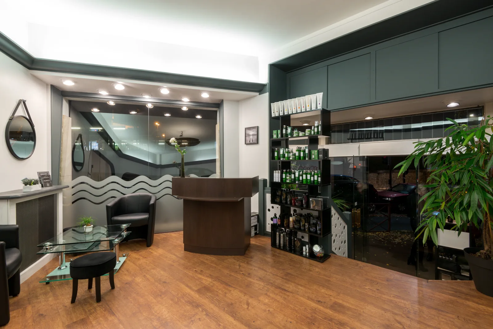 Nouvel' Hair - Coiffure Viroflay - Nouvel' Hair - Photo Galerie - OneBooking