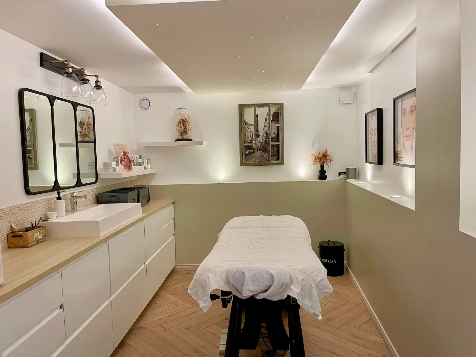 celia. b (Colombette) - Onglerie Toulouse - celia. b (Colombette) - Photo Galerie - OneBooking