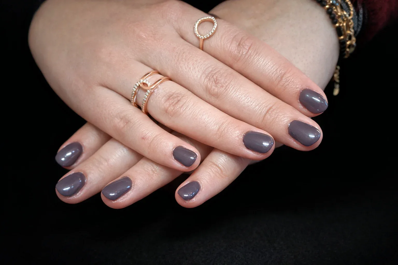 Rouge cerise :  Épilation laser définitive & beauté des ongles - Institut de beauté Viroflay - Rouge cerise :  Épilation laser définitive & beauté des ongles - Photo Galerie - OneBooking