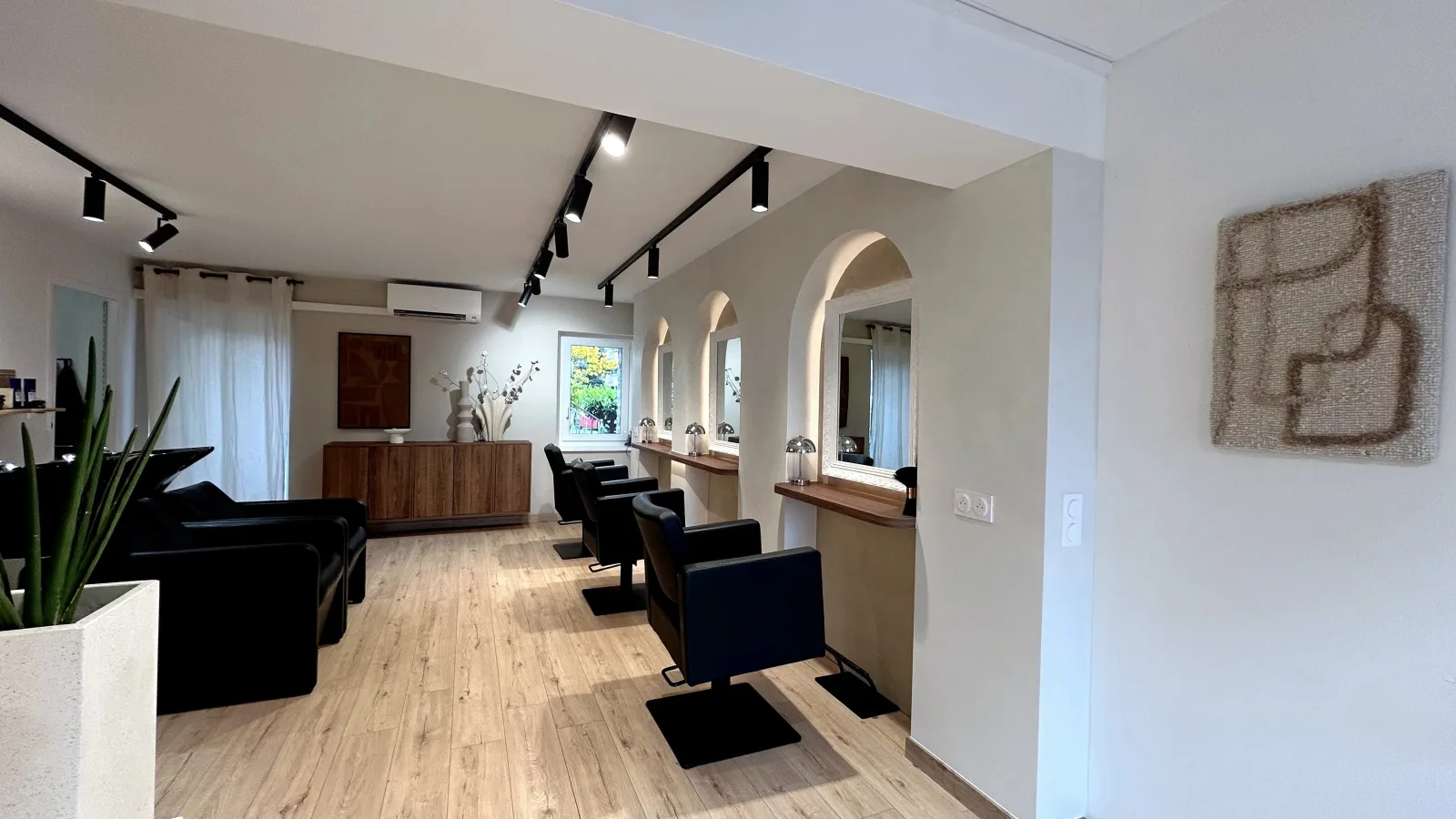 Melrose - Coiffure Dole - Melrose - Photo Galerie - OneBooking