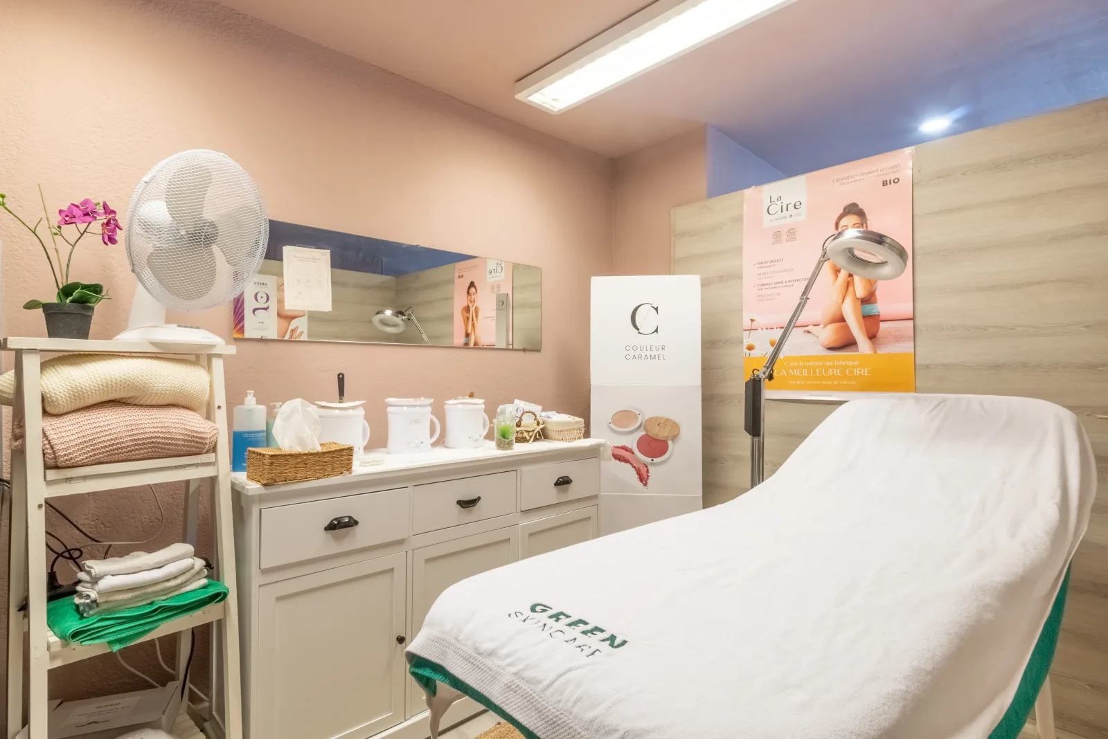 Barbara Nails Institut - Institut de beauté Romans-sur-Isère - Barbara Nails Institut - Photo Galerie - OneBooking