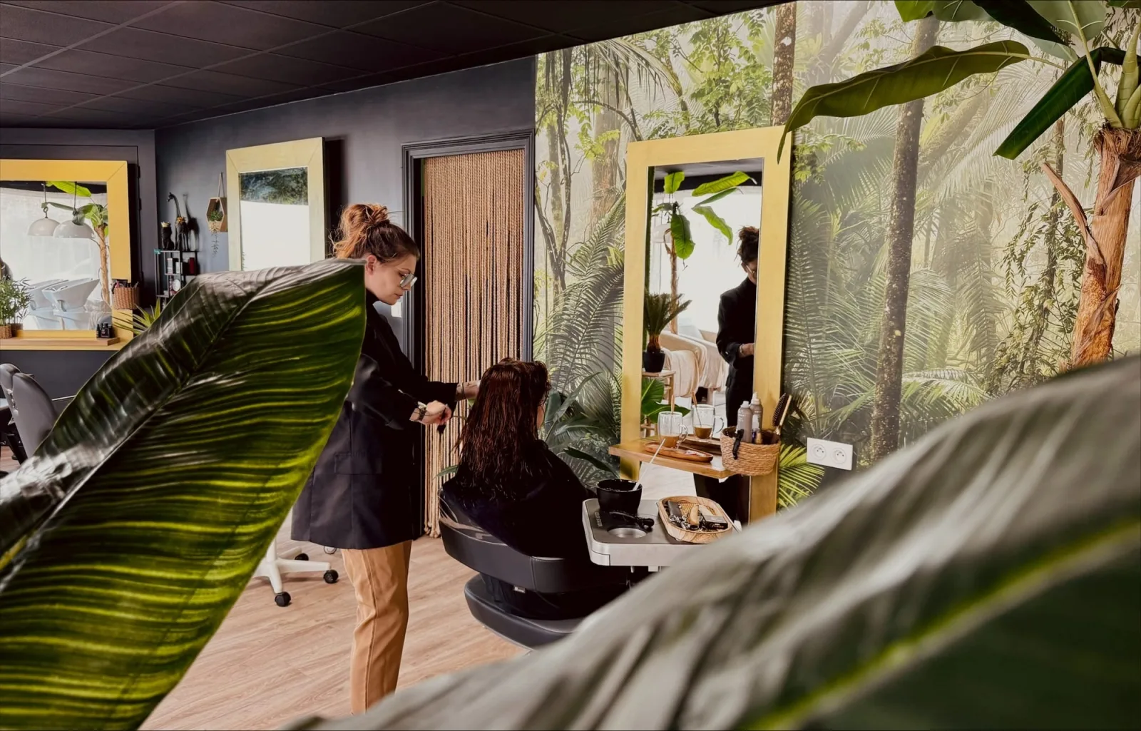 Gold and Garden - Coiffure Saint-Jean-Brévelay - Gold and Garden - Photo Galerie - OneBooking