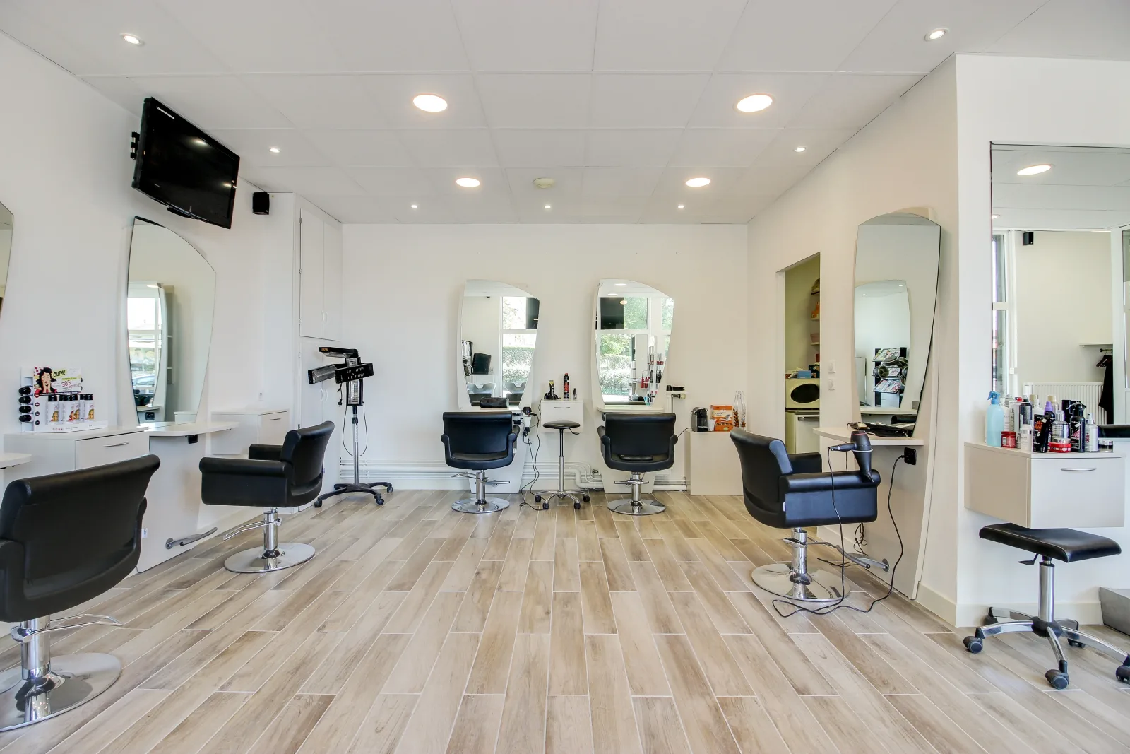 Les Créateurs - Coiffure Saint-Genis-Laval - Les Créateurs - Photo Galerie - OneBooking