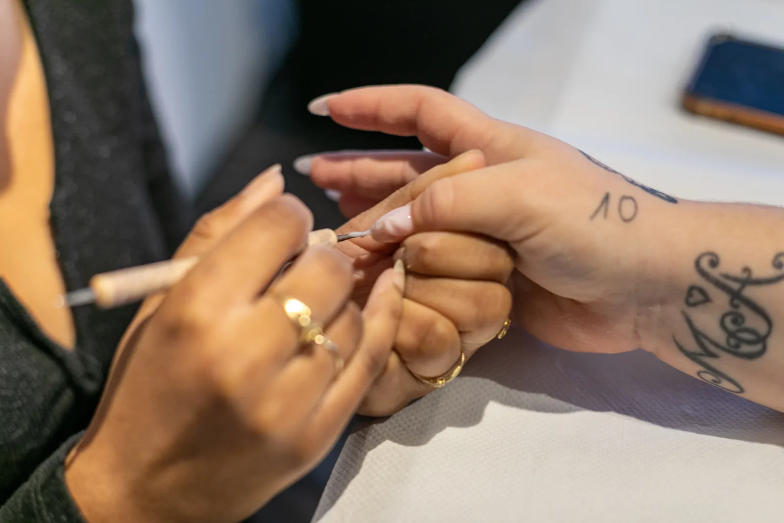 17.5 House Of Beauty - Onglerie La Seyne-sur-Mer - 17.5 House Of Beauty - Photo Galerie - OneBooking
