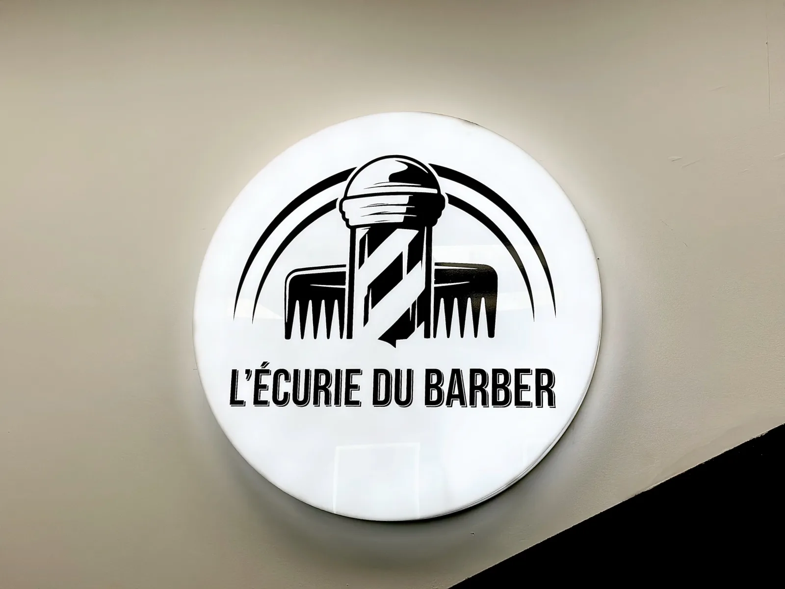 L’Ecurie du Barber - Coiffure Guyancourt - L’Ecurie du Barber - Photo Galerie - OneBooking