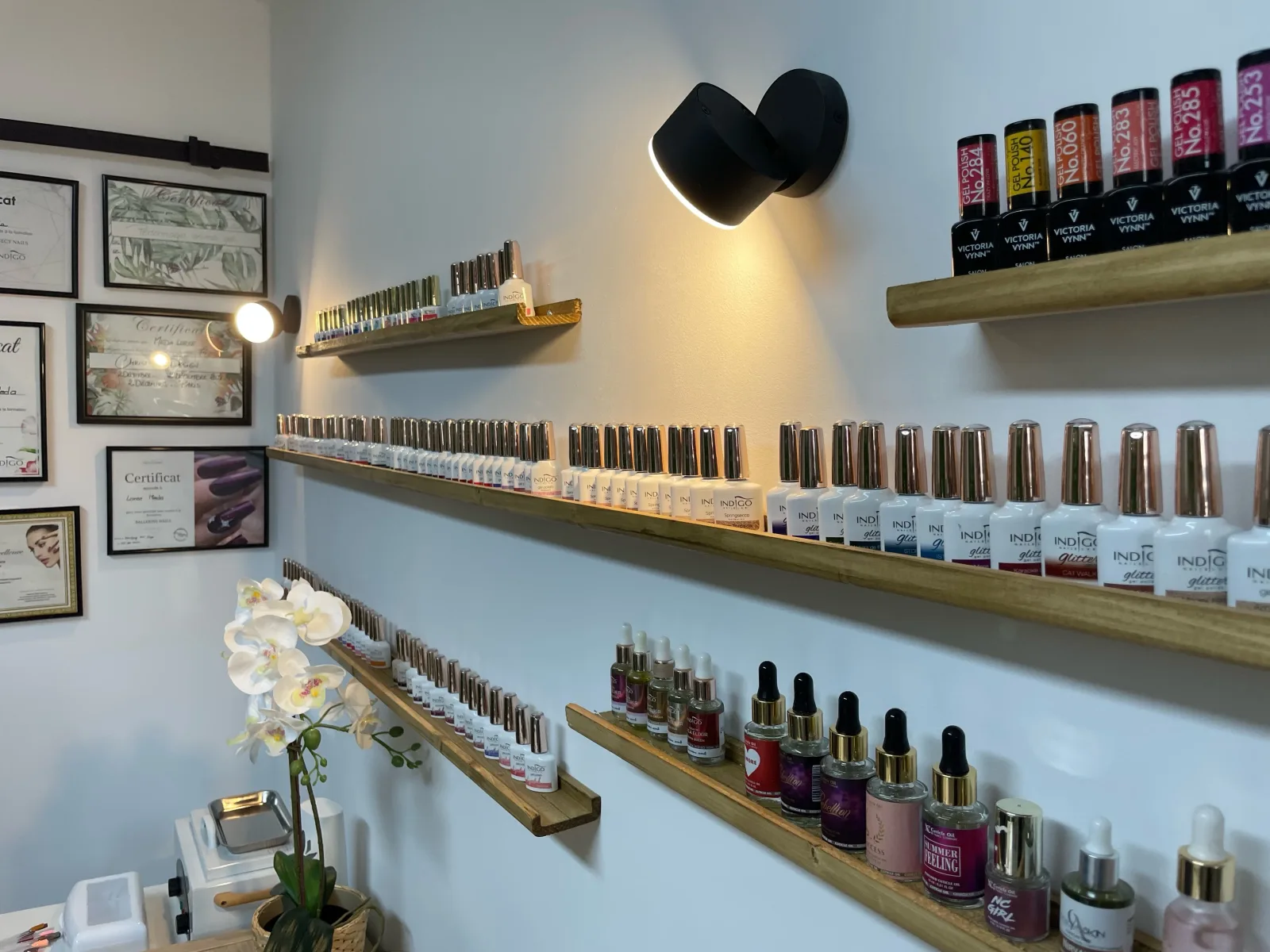 Beauty by LM - Onglerie Breuillet - Beauty by LM - Photo Galerie - OneBooking