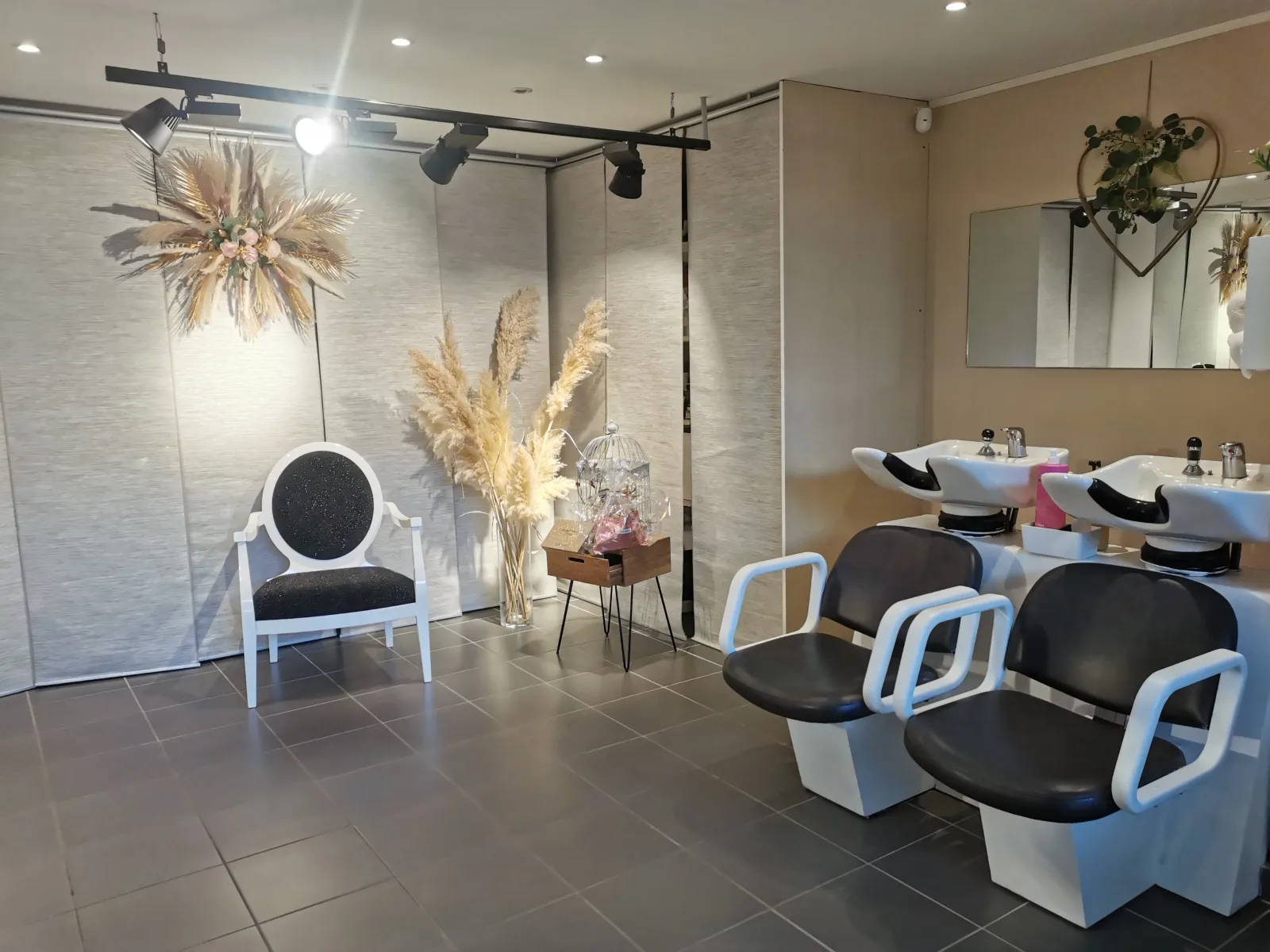 L'eau de rose - Coiffure Montfermeil - L'eau de rose - Photo Galerie - OneBooking
