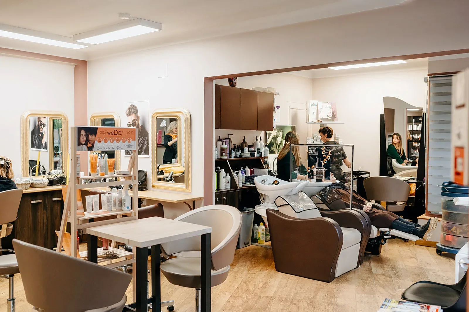 Espace coiffure - Coiffure Font-Romeu-Odeillo-Via - Espace coiffure - Photo Galerie - OneBooking