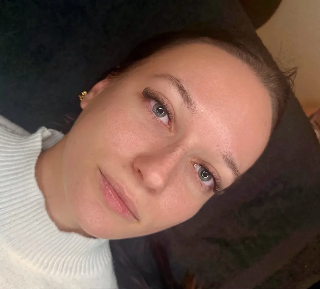 L’art du regard - Sourcils & cils Roanne  - L’art du regard - Photo Galerie - OneBooking