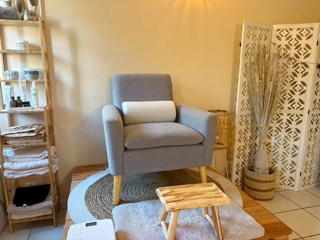 Aux soins Naturels - Massage La Crau - Aux soins Naturels - Photo Galerie - OneBooking
