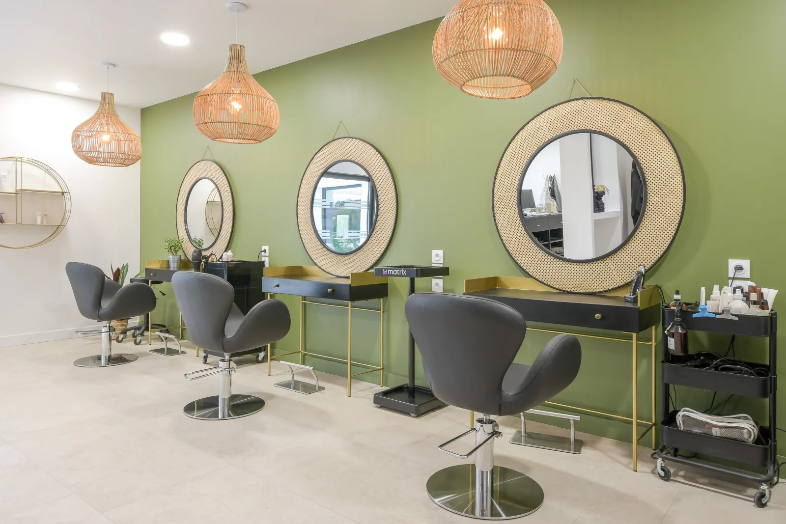 Le kiosque - Jean Eloi Vitry Coiffeur mixte barbier - Coiffure Carbonne - Le kiosque - Jean Eloi Vitry Coiffeur mixte barbier - Photo Galerie - OneBooking