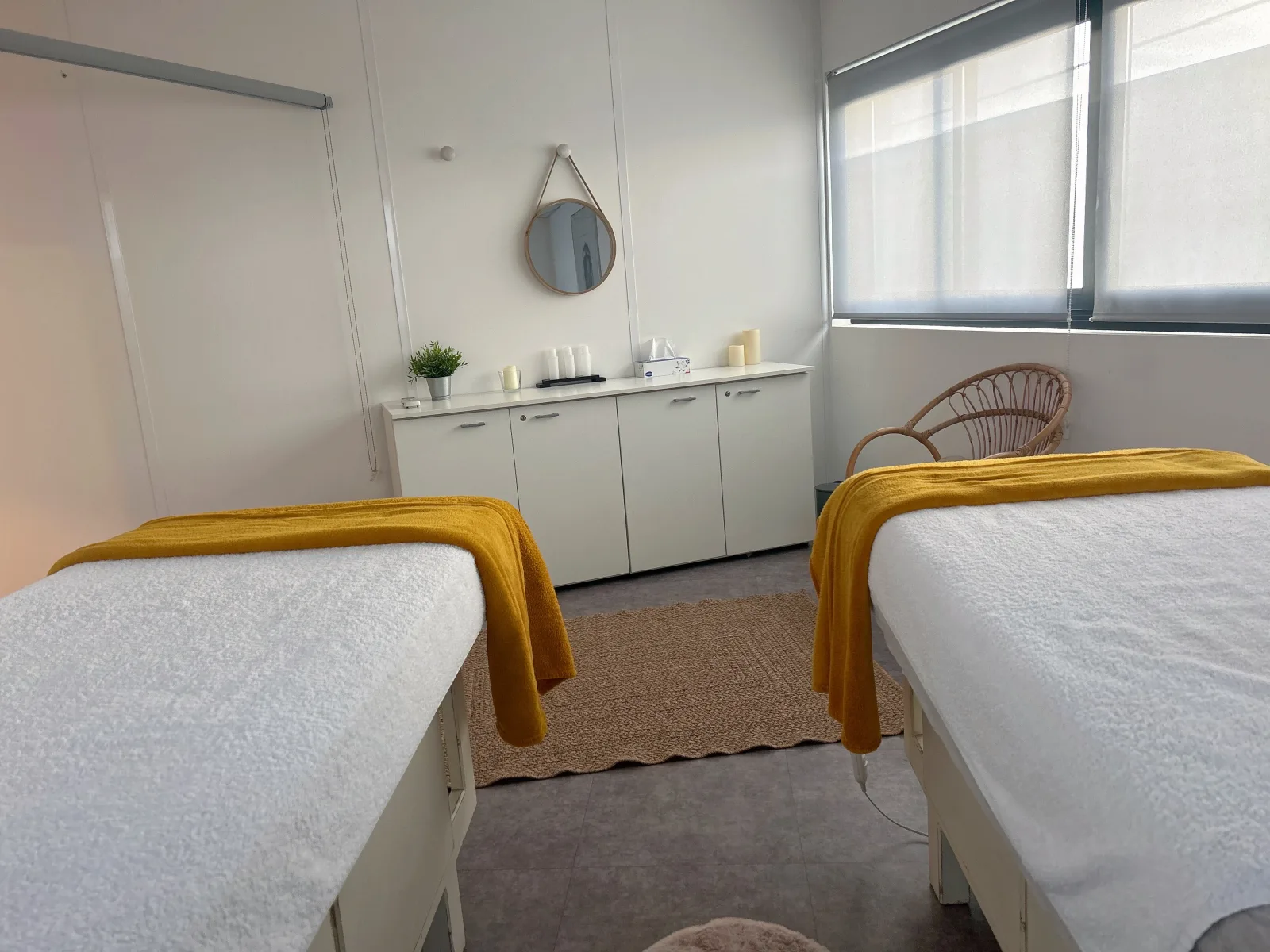 AURA BELLA Esthetique - Institut de beauté L'Isle-sur-la-Sorgue - AURA BELLA Esthetique - Photo Galerie - OneBooking