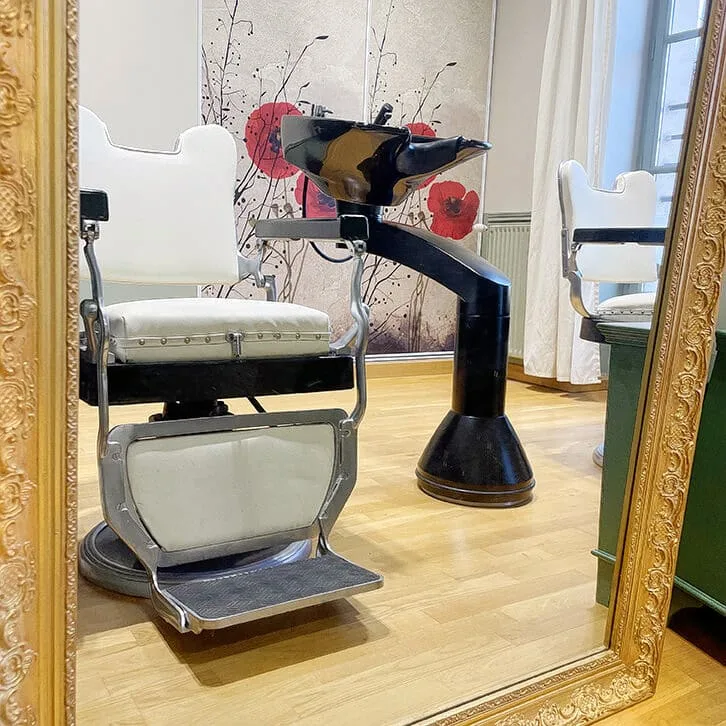 Marie laure en aparté - Coiffure Senlis - Marie laure en aparté - Photo Galerie - OneBooking