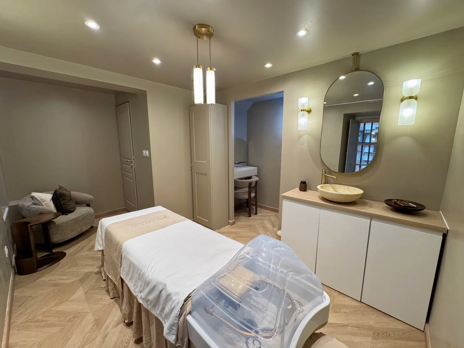 GH Golden Hair - Coiffure Toulouse - GH Golden Hair - Photo Galerie - OneBooking