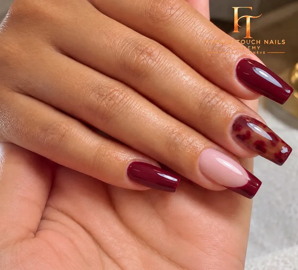 French Touch Nails Academy - Onglerie Ferney-Voltaire - French Touch Nails Academy - Photo Galerie - OneBooking