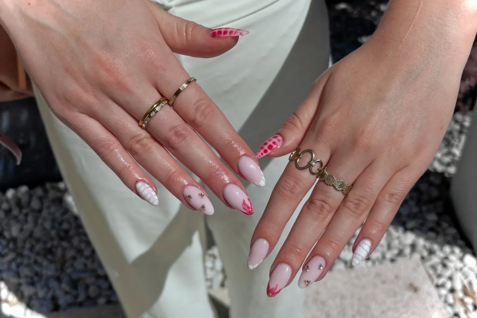 Mina Beauty - Ongles&Cils - Onglerie Bonneuil-sur-Marne - Mina Beauty - Ongles&Cils - Photo Galerie - OneBooking
