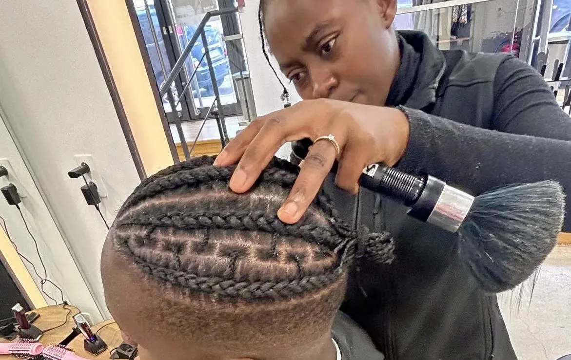 Nzinga Coiffure -Salon Afro - Coiffure Haguenau - Nzinga Coiffure -Salon Afro - Photo Galerie - OneBooking