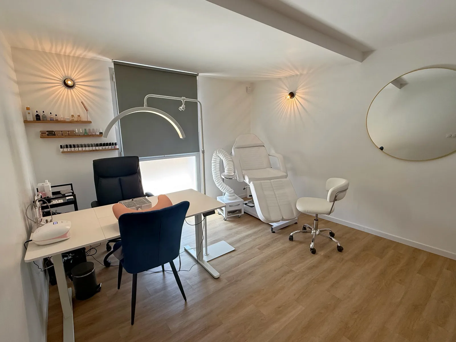 NL Nails & Lashes - Onglerie Villefranche-de-Rouergue - NL Nails & Lashes - Photo Galerie - OneBooking