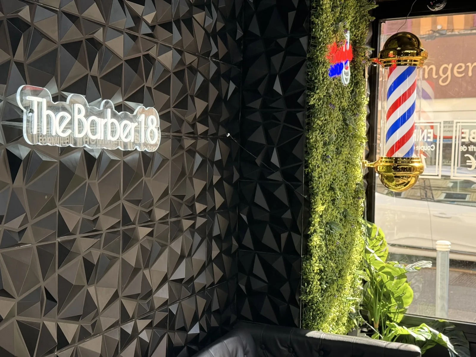 The Barber 18 - Coiffure Pavilly - The Barber 18 - Photo Galerie - OneBooking