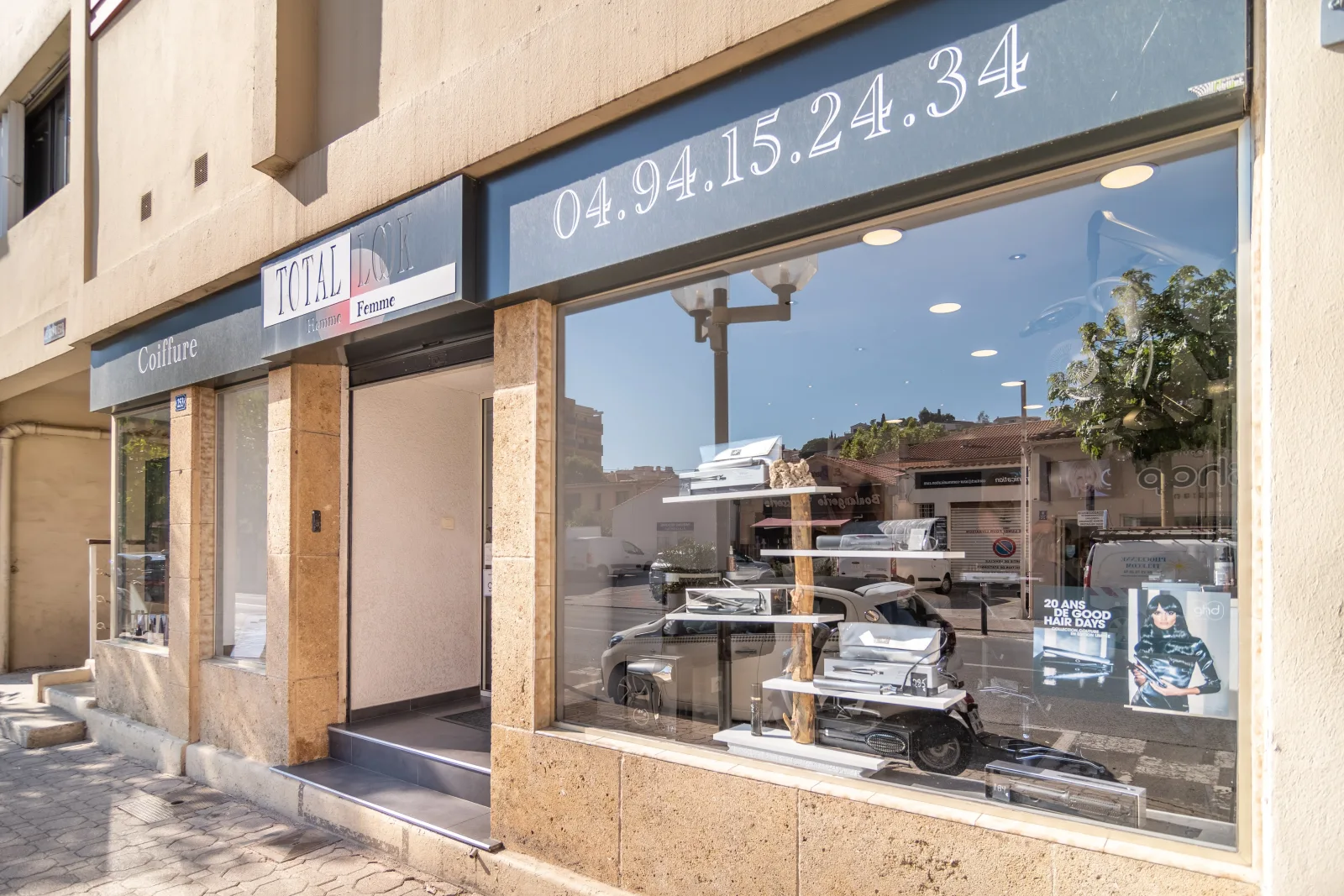 Total Look - Coiffure Le Lavandou - Total Look - Photo Galerie - OneBooking
