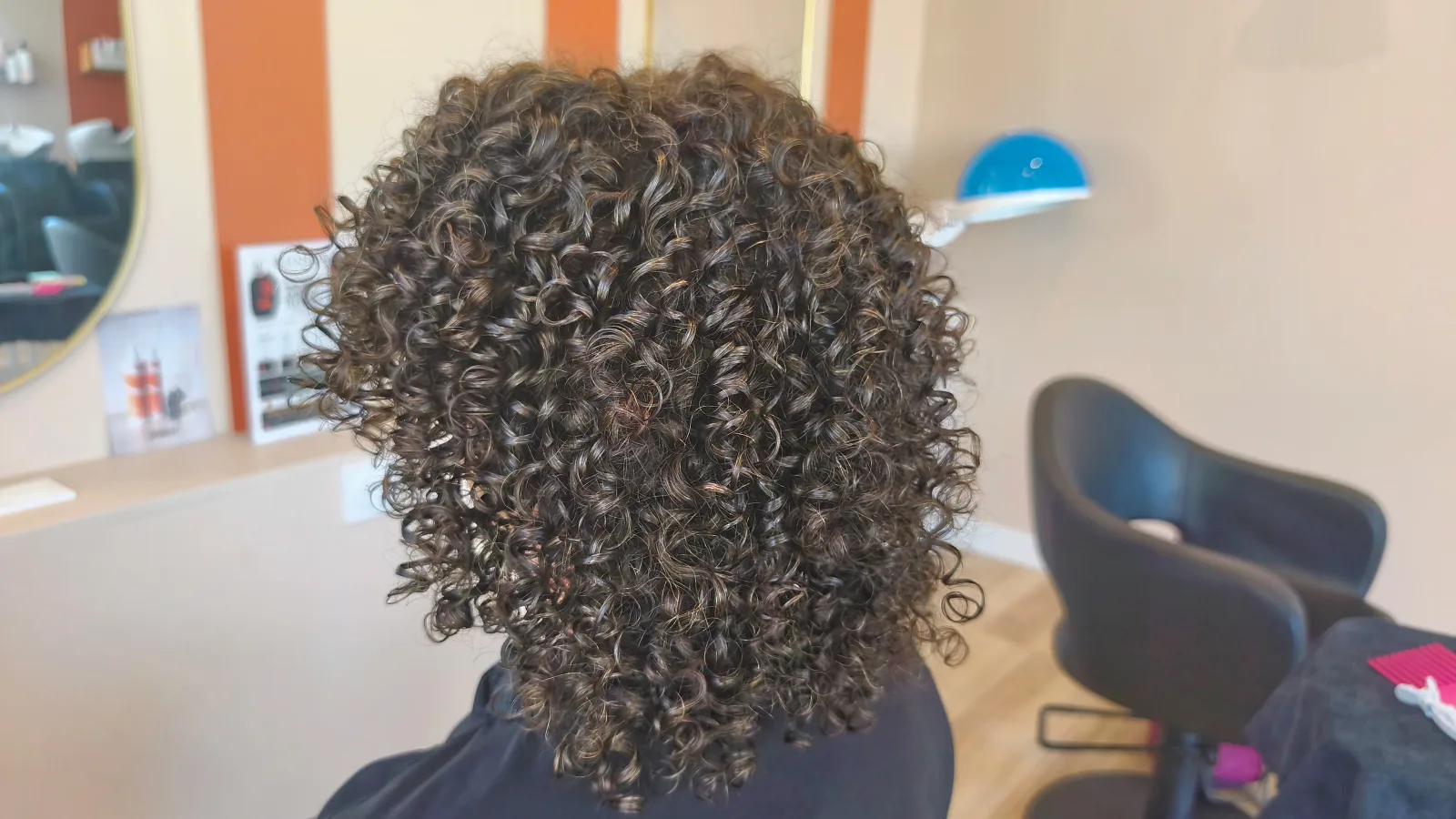 Ello Hair Coiffure - Coiffure Mouans-Sartoux - Ello Hair Coiffure - Photo Galerie - OneBooking
