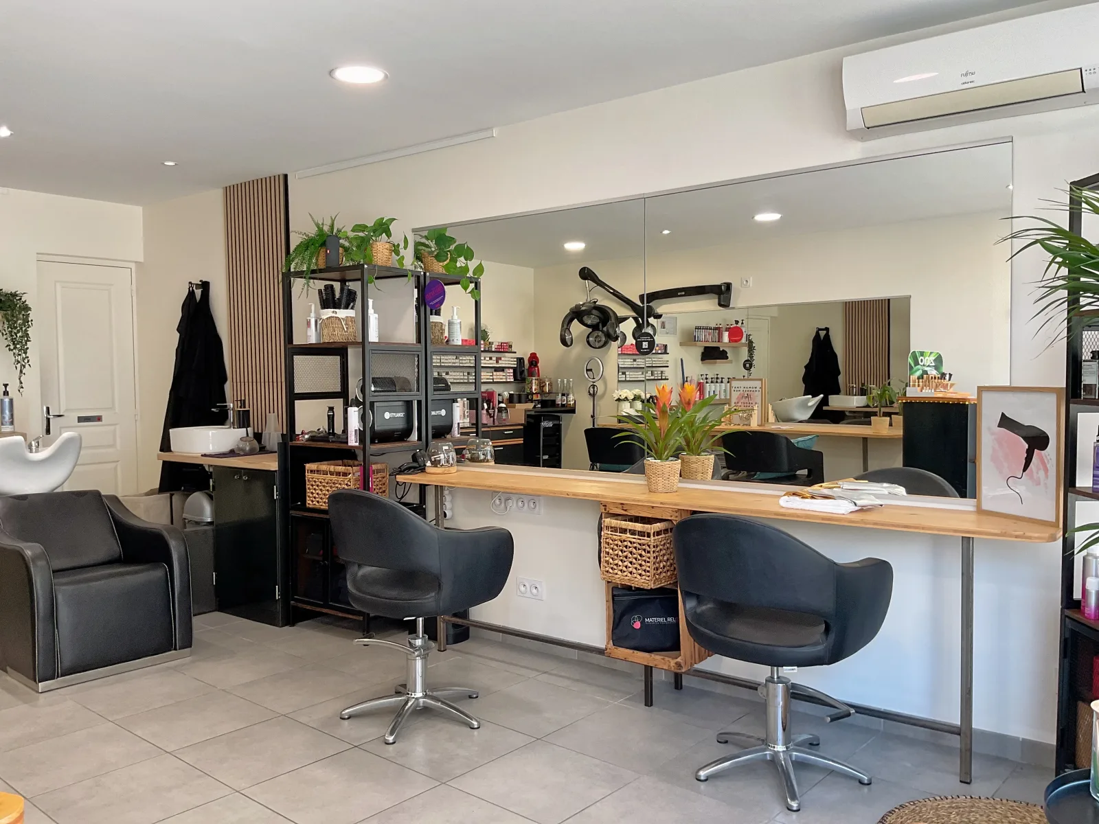 LE SALON - Coiffure Serres - LE SALON - Photo Galerie - OneBooking