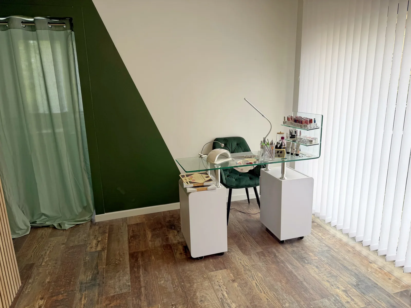Linstant pour Elles - Institut de beauté Ferney-Voltaire - Linstant pour Elles - Photo Galerie - OneBooking