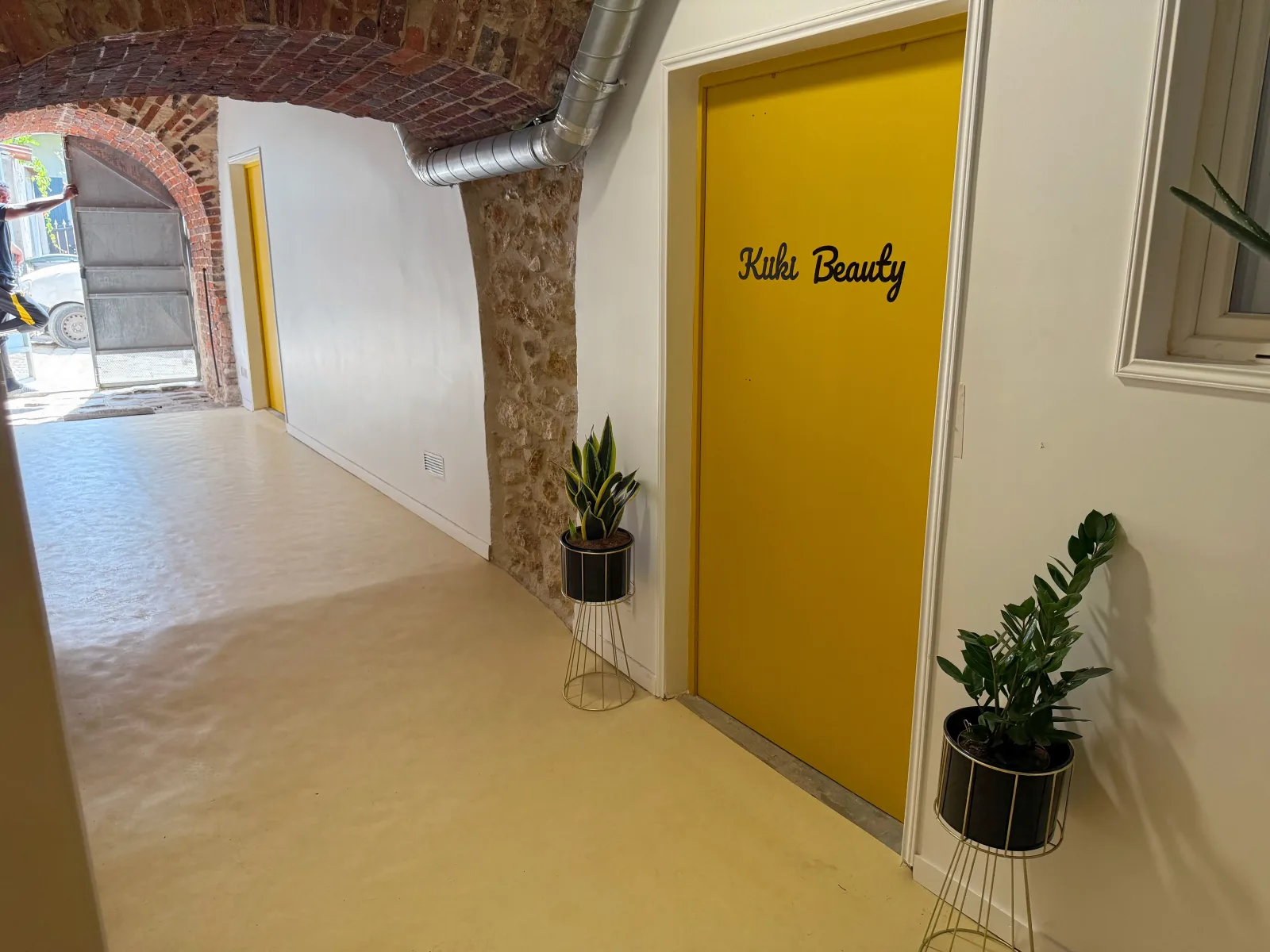 Kiiki Beauty - Coiffure Villeneuve-Saint-Georges - Kiiki Beauty - Photo Galerie - OneBooking