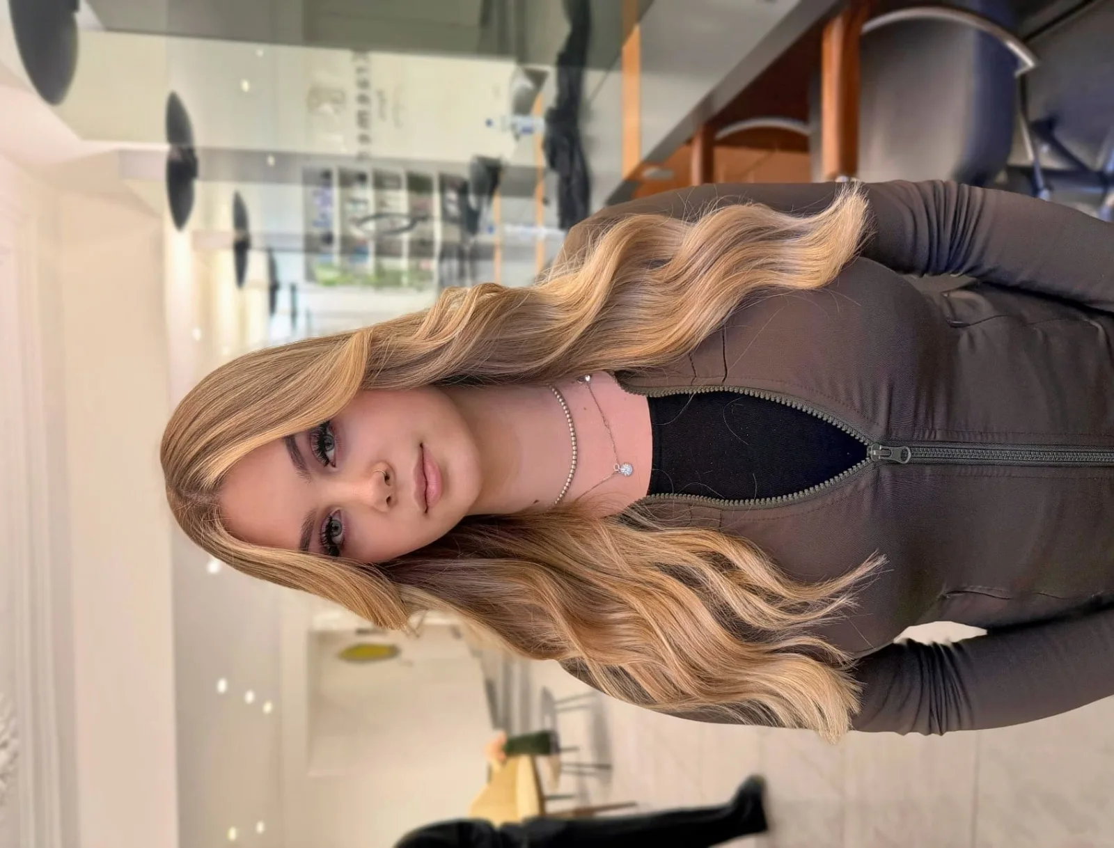 Alba KRASNIQI Coiffeuse - Coiffure Strasbourg - Alba KRASNIQI Coiffeuse - Photo Galerie - OneBooking
