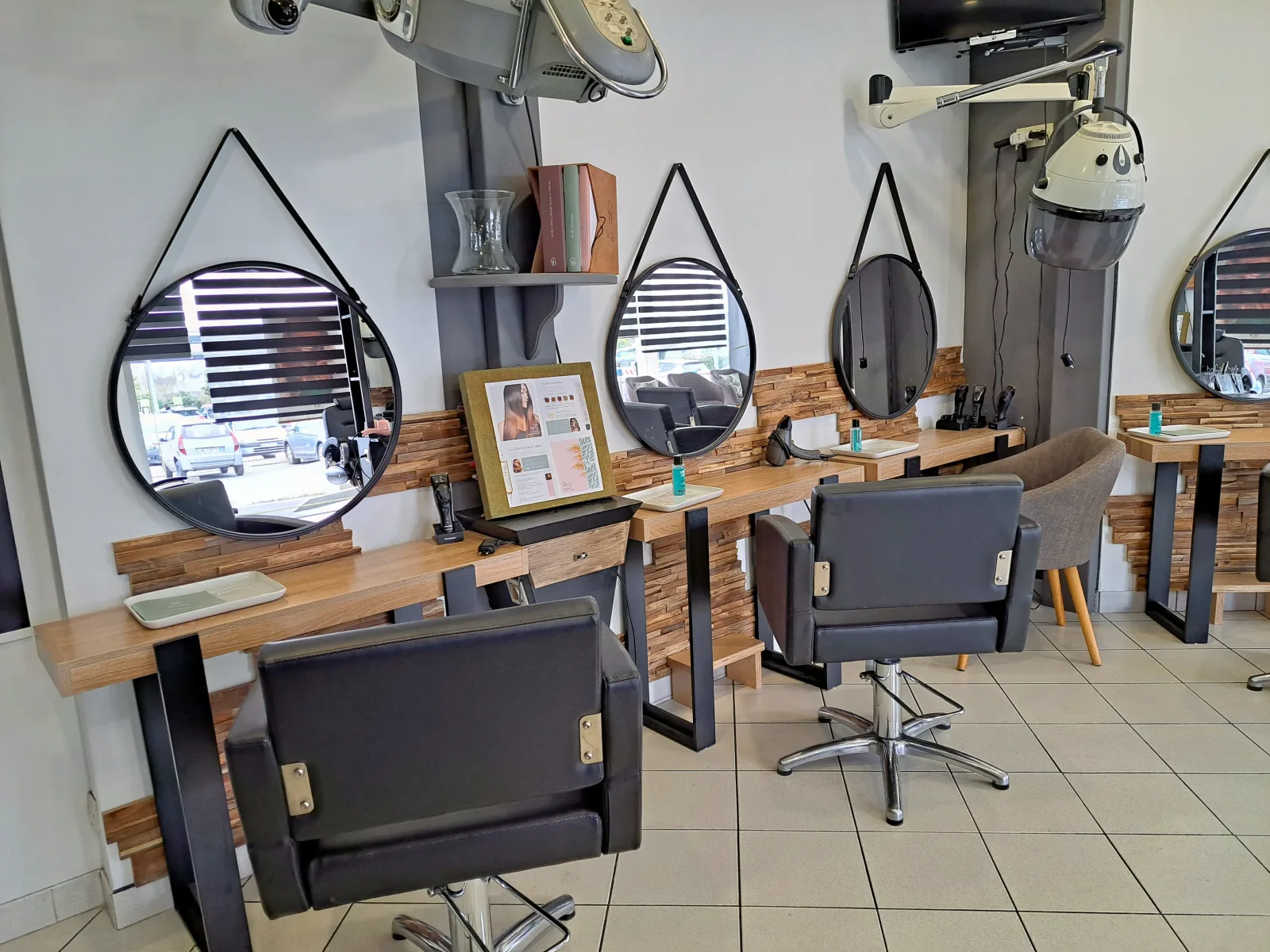 Coiffure C’Design - Coiffure Ligné - Coiffure C’Design - Photo Galerie - OneBooking