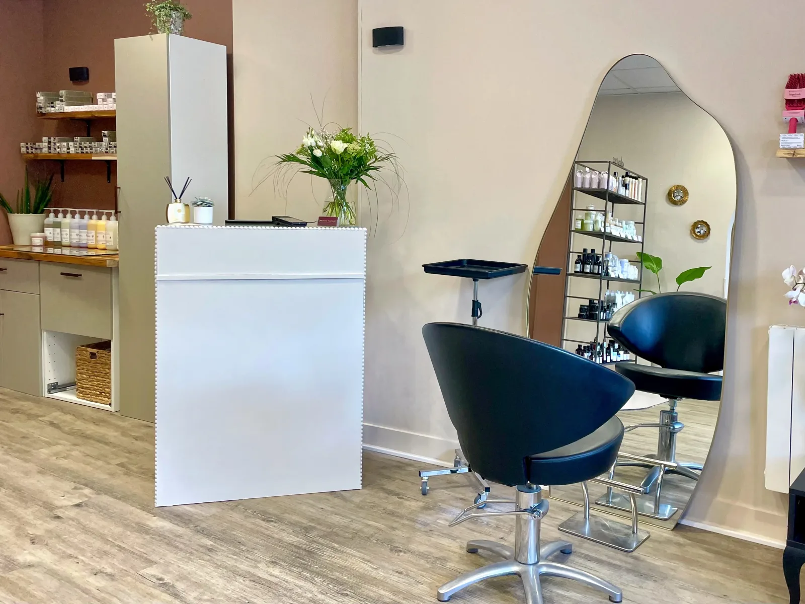 Maison Carlota (Ex Jemma Coiffure) - Coiffure Dinard - Maison Carlota (Ex Jemma Coiffure) - Photo Galerie - OneBooking