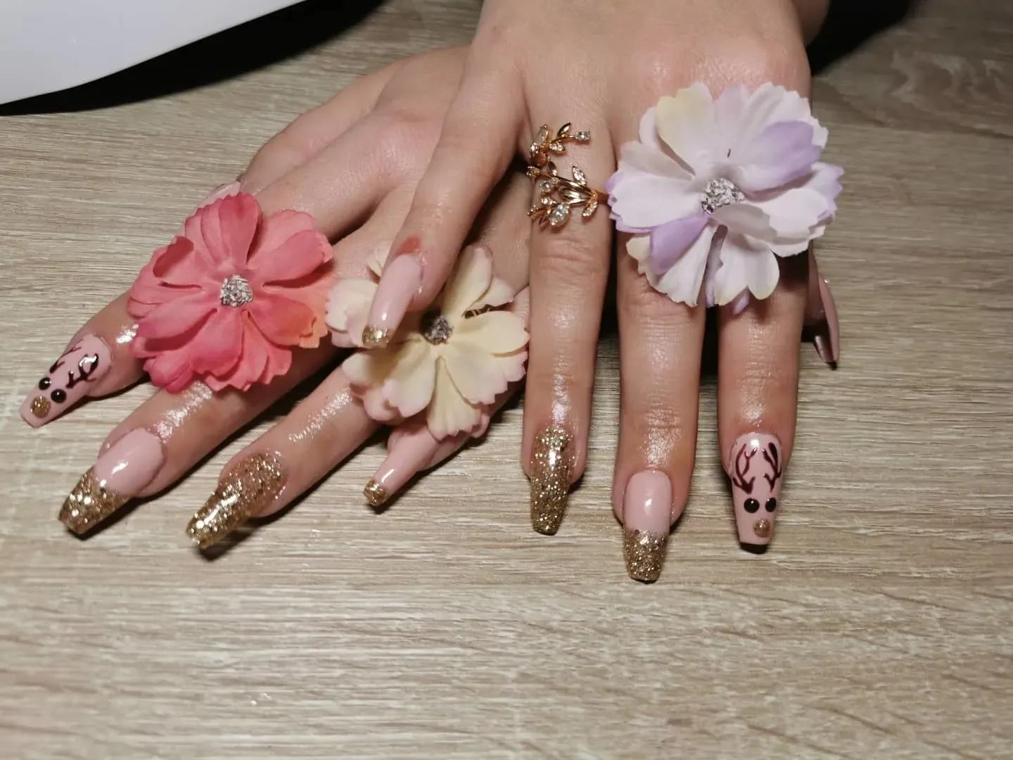 Emi & ongles - Onglerie Revel - Emi & ongles - Photo Galerie - OneBooking