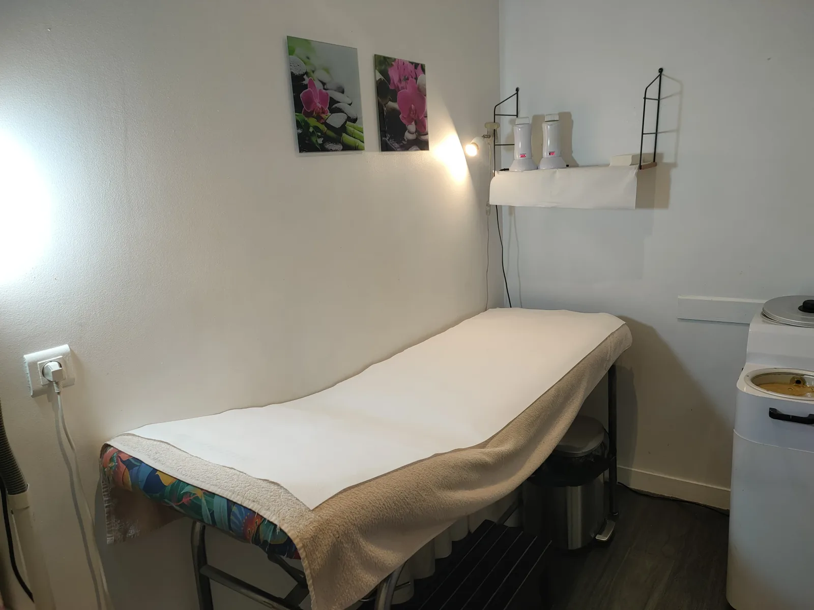 Elle & Lui Esthetique - Onglerie Neuilly-Plaisance - Elle & Lui Esthetique - Photo Galerie - OneBooking