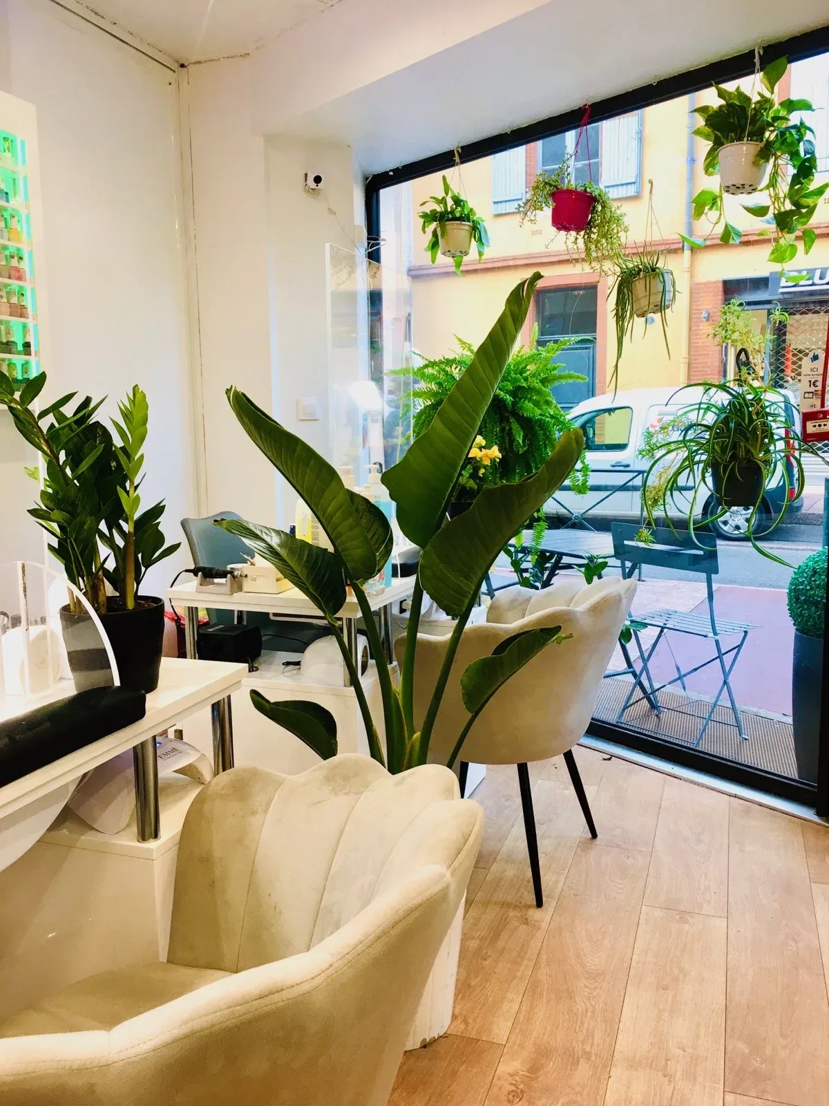 Ongles et Beauté St Georges - Onglerie Toulouse - Ongles et Beauté St Georges - Photo Galerie - OneBooking
