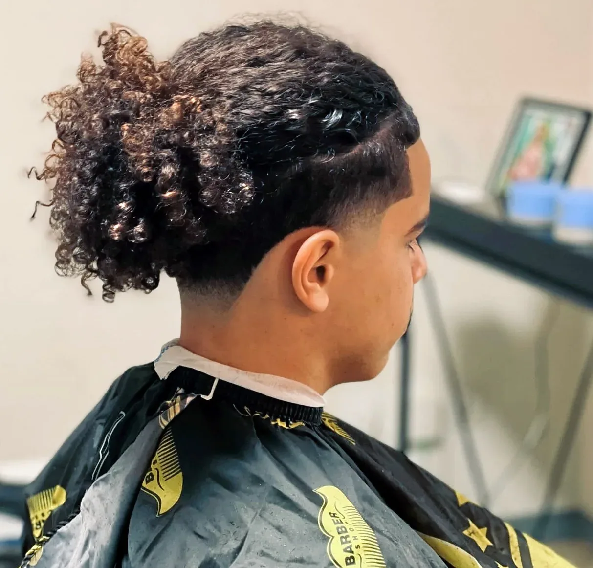 SHAMPOUPOU BARBER  VIC - Coiffure Vic-en-Bigorre - SHAMPOUPOU BARBER  VIC - Photo Galerie - OneBooking