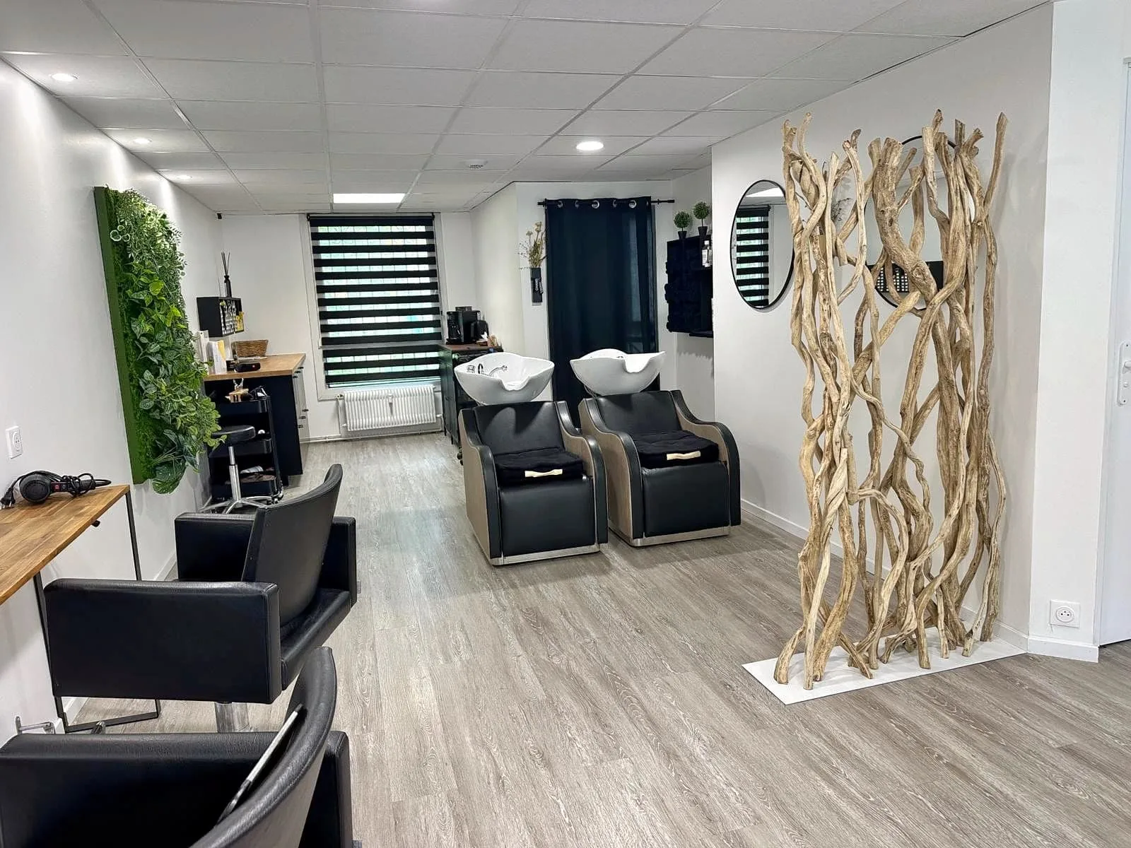 Le Salon. Illkirch Coiffeur - Coiffure Illkirch-Graffenstaden - Le Salon. Illkirch Coiffeur - Photo Galerie - OneBooking