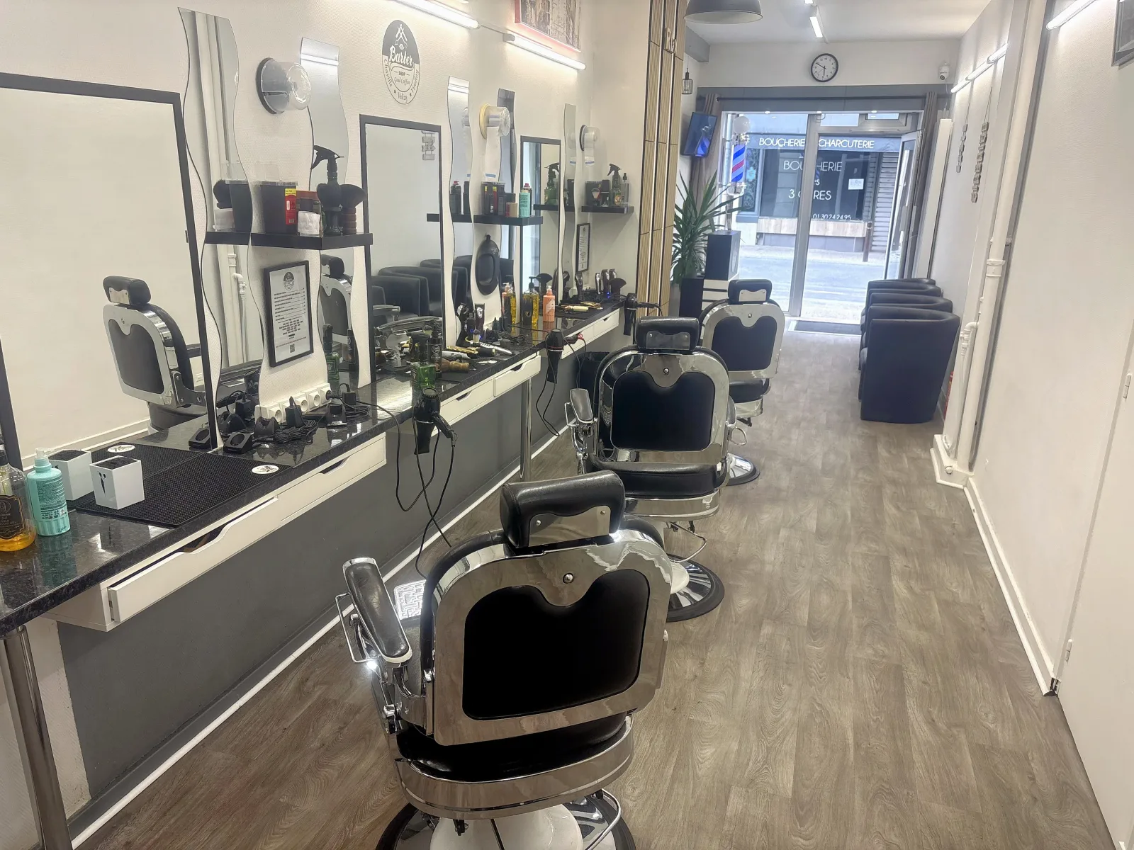 GOOD BARBER - Coiffure Viroflay - GOOD BARBER - Photo Galerie - OneBooking
