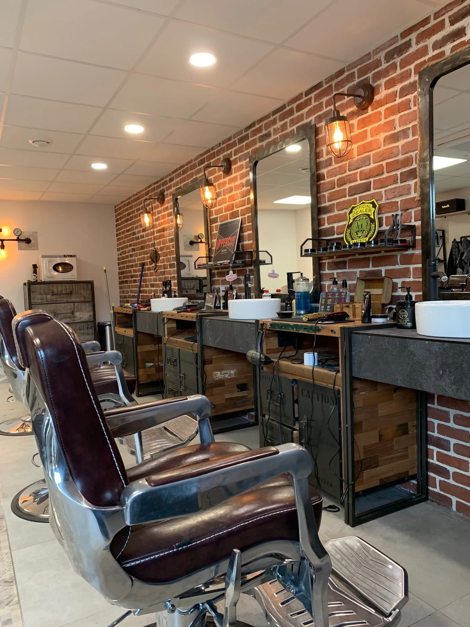 STEAMBOX BARBER SHOP - Coiffure Obernai - STEAMBOX BARBER SHOP - Photo Galerie - OneBooking