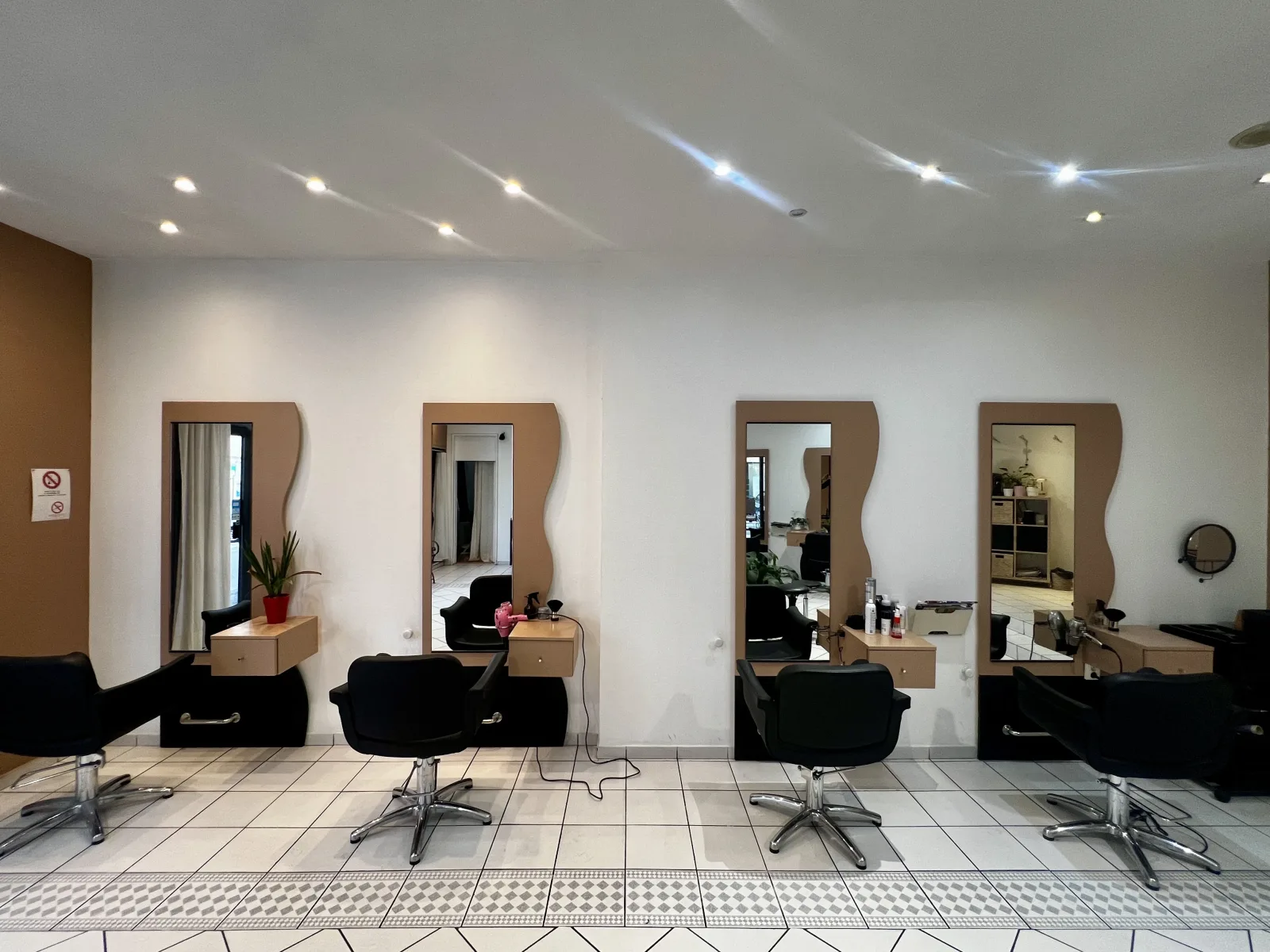 SC Coiffure - Coiffure La Seyne-sur-Mer - SC Coiffure - Photo Galerie - OneBooking