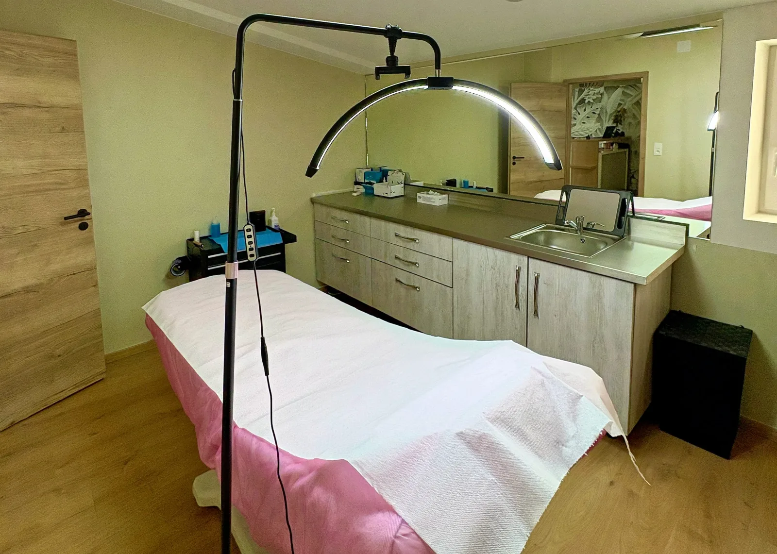 LES LOGES DE LA BEAUTE - Institut de beauté Sarreguemines - LES LOGES DE LA BEAUTE - Photo Galerie - OneBooking
