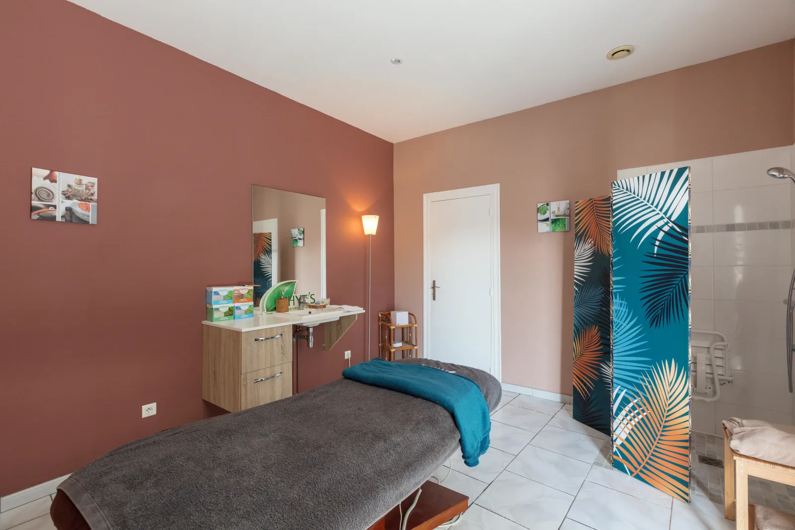 Emilie esthetique - Institut de beauté Cognac - Emilie esthetique - Photo Galerie - OneBooking