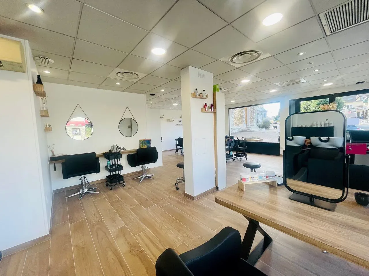 ID-Coiff et Magali Beauté - Coiffure Breuillet - ID-Coiff et Magali Beauté - Photo Galerie - OneBooking