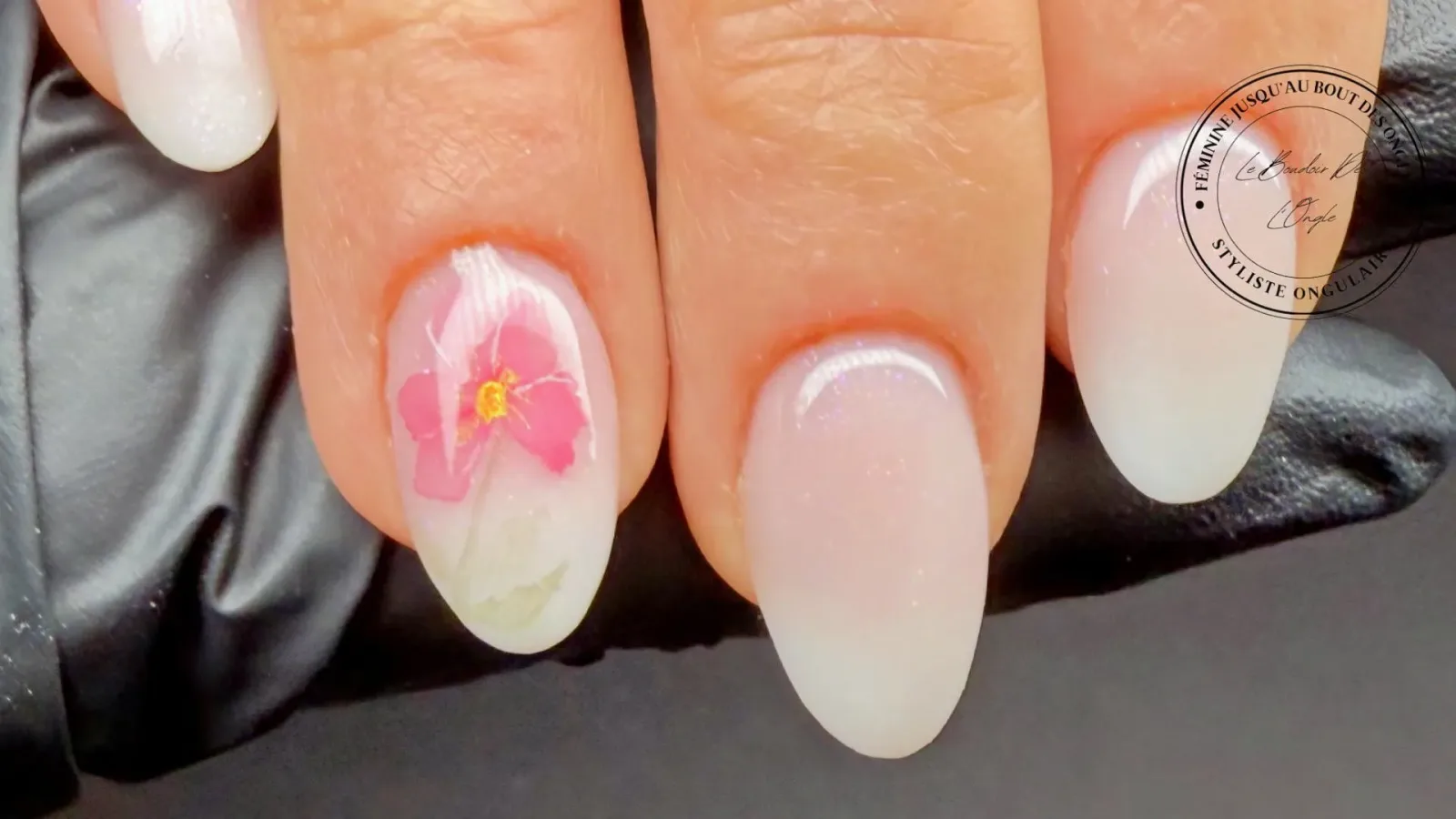 Le Boudoir de l’Ongle - Onglerie Cognac - Le Boudoir de l’Ongle - Photo Galerie - OneBooking
