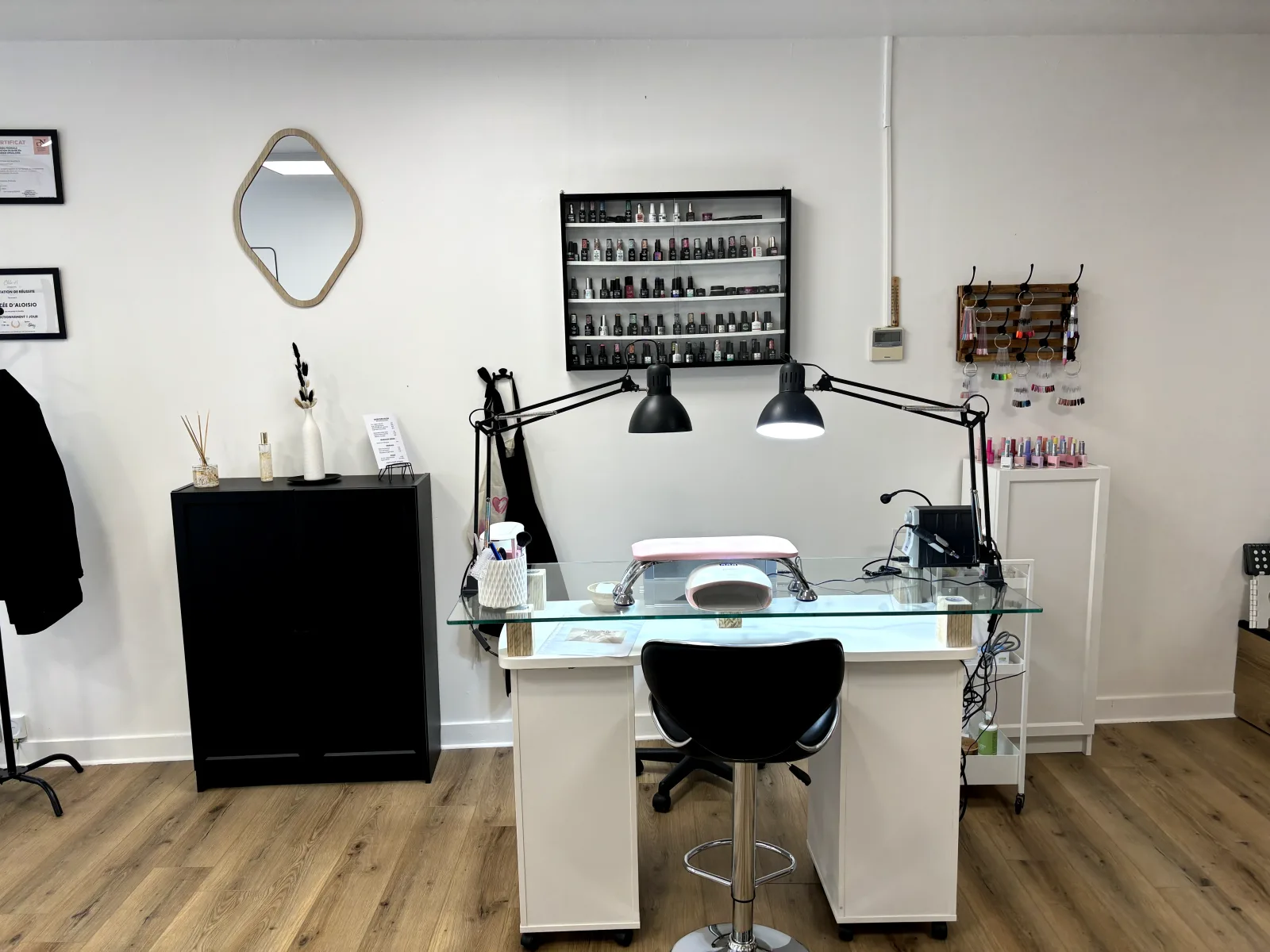 AlizéeNails Beauty Concept - Onglerie La Verpillière - AlizéeNails Beauty Concept - Photo Galerie - OneBooking