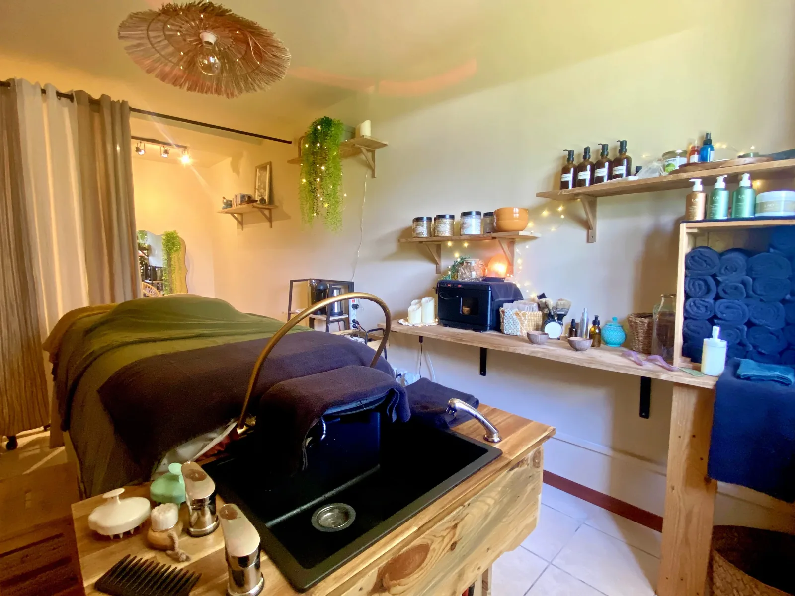LUCIOLLE HEAD SPA - Coiffure Saint-Denis - LUCIOLLE HEAD SPA - Photo Galerie - OneBooking